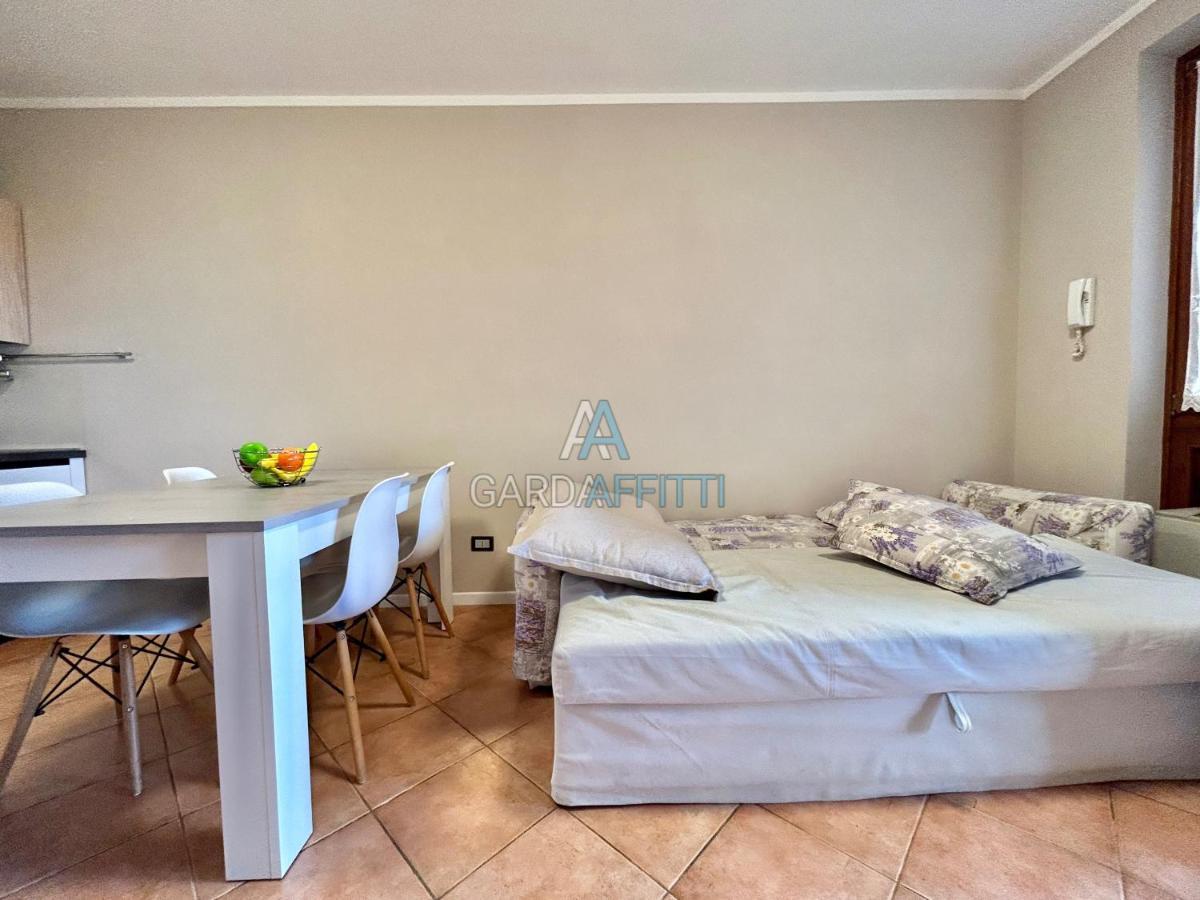 Perla Apartment - 3 Piscine E Un Bar - Desenzano Десенцано дел Гарда Екстериор снимка
