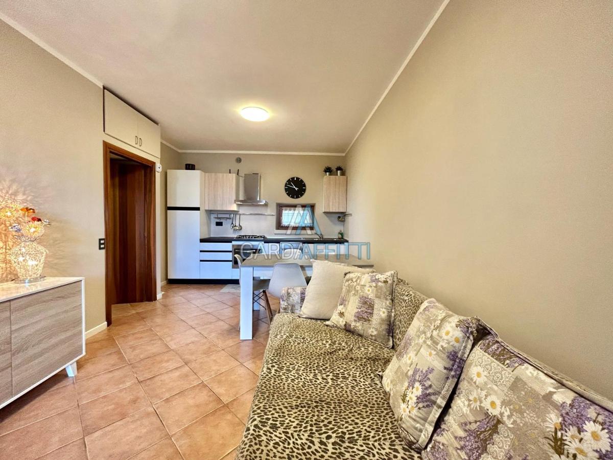 Perla Apartment - 3 Piscine E Un Bar - Desenzano Десенцано дел Гарда Екстериор снимка