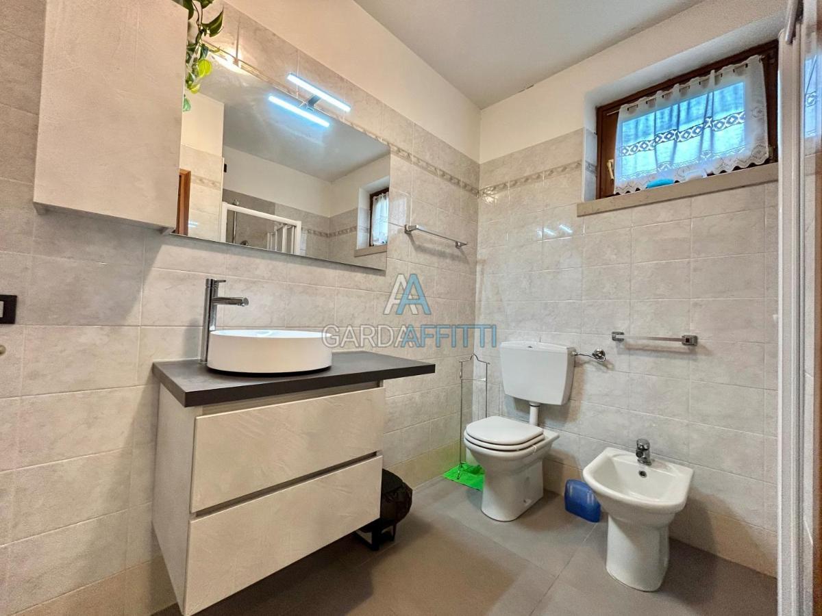Perla Apartment - 3 Piscine E Un Bar - Desenzano Десенцано дел Гарда Екстериор снимка